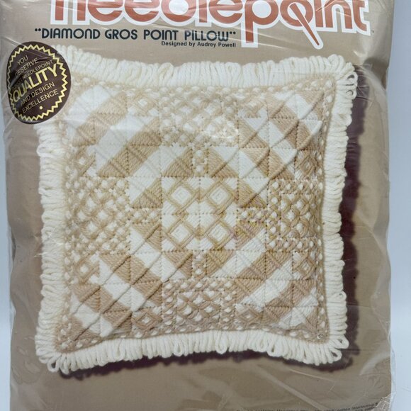 Sunset Needlepoint Diamond Gros Point New Pillow Kit 6950 Beige Cream 16 x 16 In - Picture 1 of 9